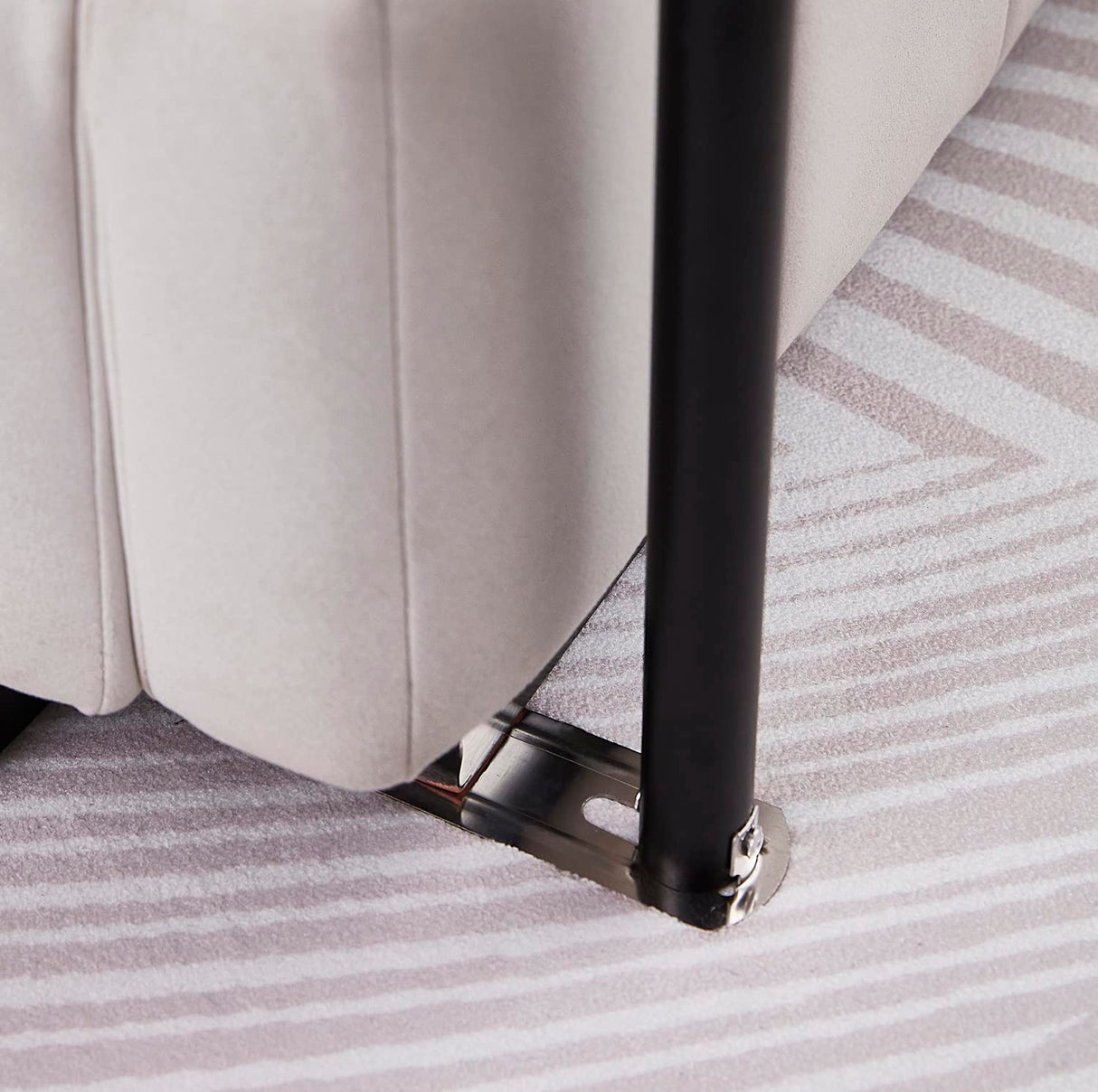 Mengersi Canopy Bed Frame King Size,Bed Canopy Frame Post Bed Poles,Canopy Bed Curtains Frame Bed Bracket Fit for Metal Bed Wood Bed Bedroom Decor,Black Mengersi