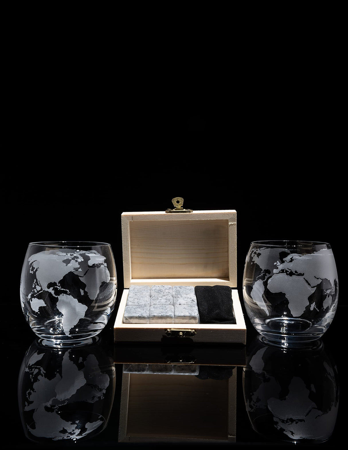 Whiskey Decanter Globe Set with 2 Etched Whiskey Glasses - Gifts for Men Dad, Anniversary Birthday House Warming for Liquor Scotch Bourbon Vodka Gift for Him Husband - 850ml Ship Decanters The Wine Savant