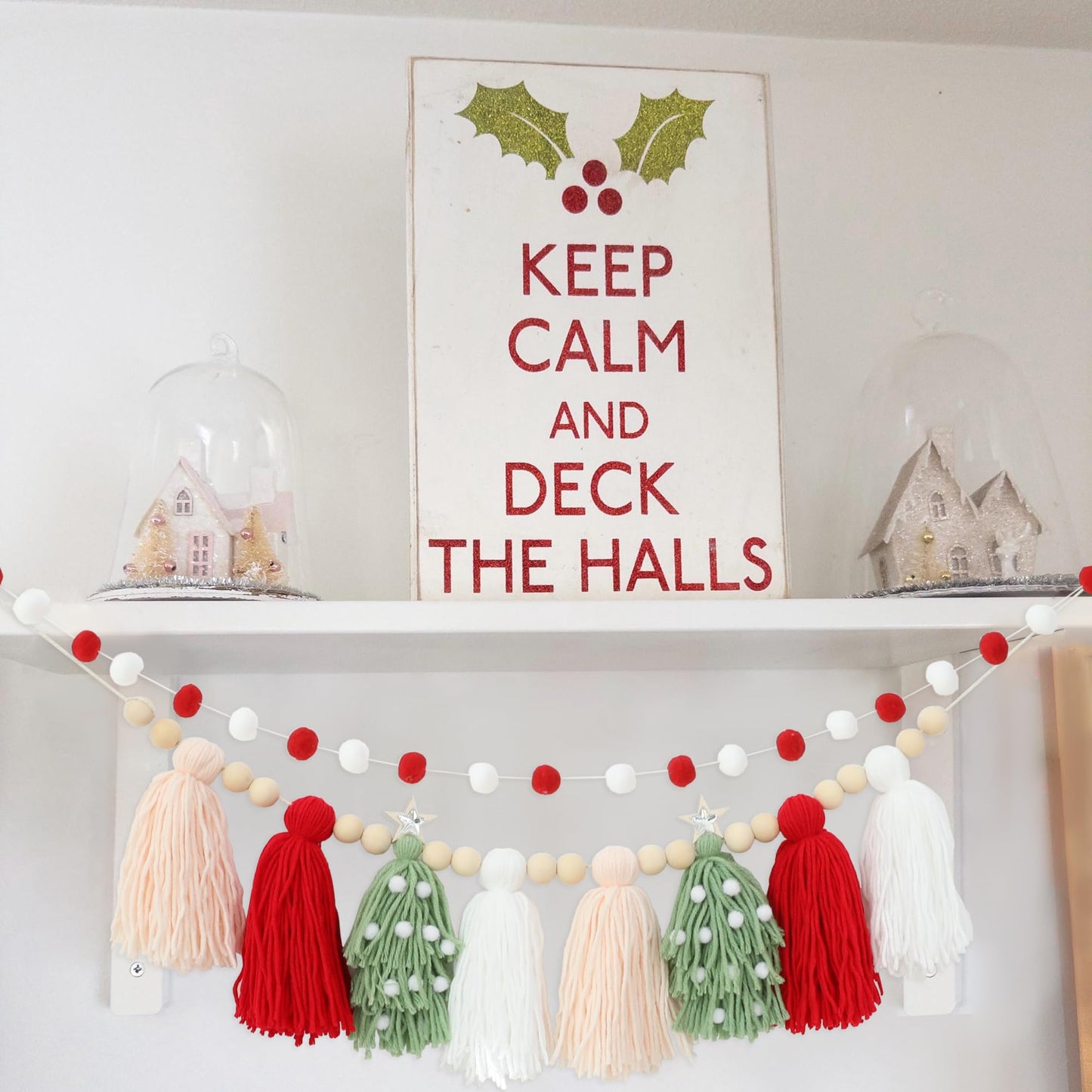 Christmas Tassel Garland Banner with Wood Beads and Pom Pom Garlands Wall Hanging Home Decor for Christmas