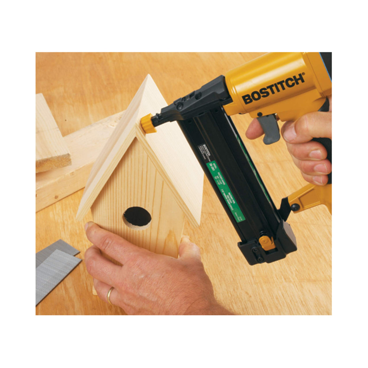 BOSTITCH Brad Nailer 18 Gauge/Narrow Crown Stapler, 2-in-1 (SB-2IN1) Bostitch
