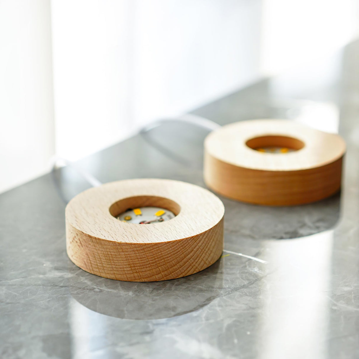 ZEERSHEE 2Pcs Led Wood Display Stand for 3D Crystal Glass Resin Art Light Wooden Lamp Base for Crystals LED Round Display Pedestal ZEERSHEE