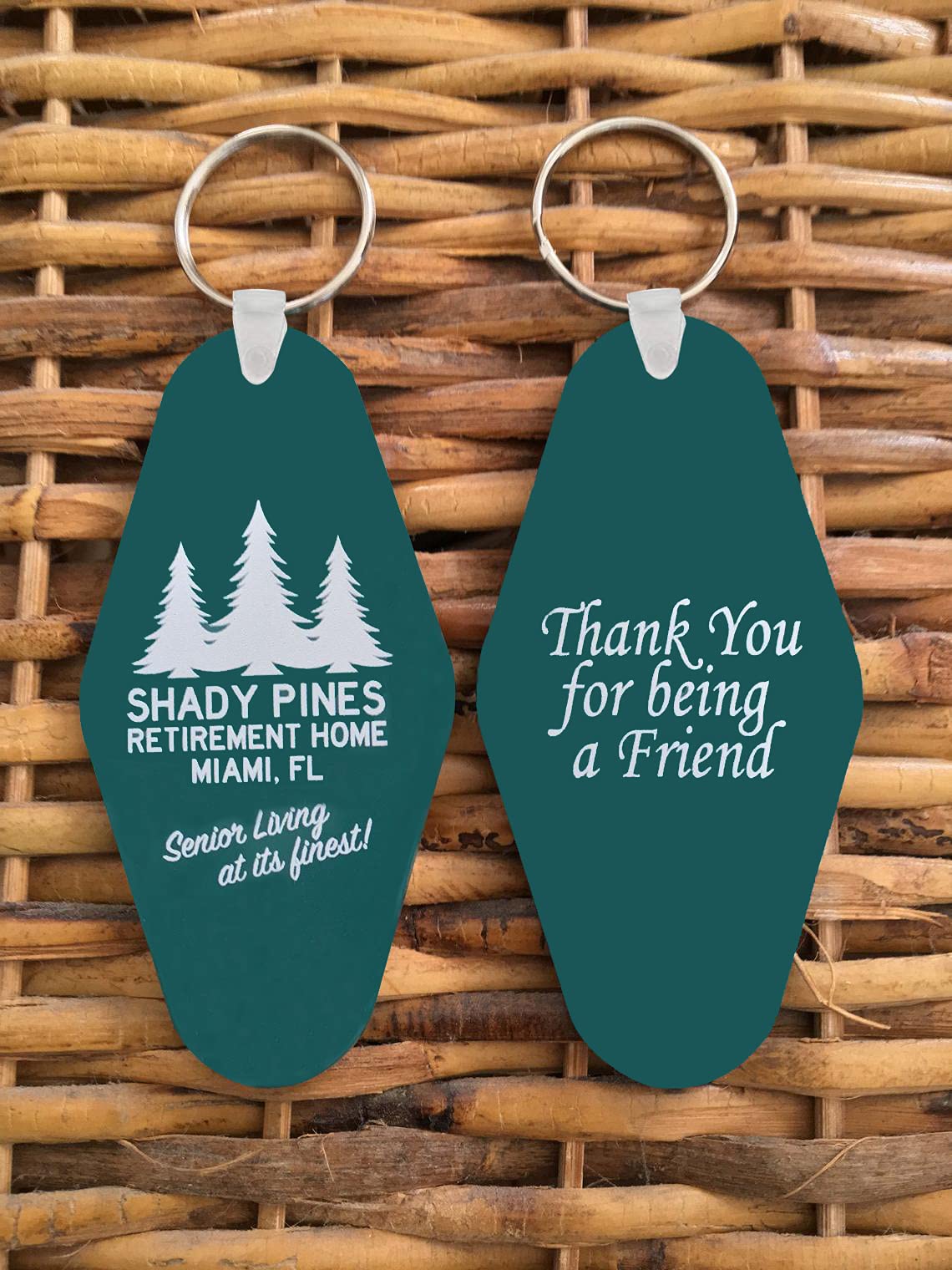 EFFIET 16pcs Motel Hotel Shape Sublimation Blank Keychains MDF Board Round Rhombus Vintage Ornaments Heat Transfer Keychains DIY Double-Sided Valentines Day Blank Ornaments EFFIET