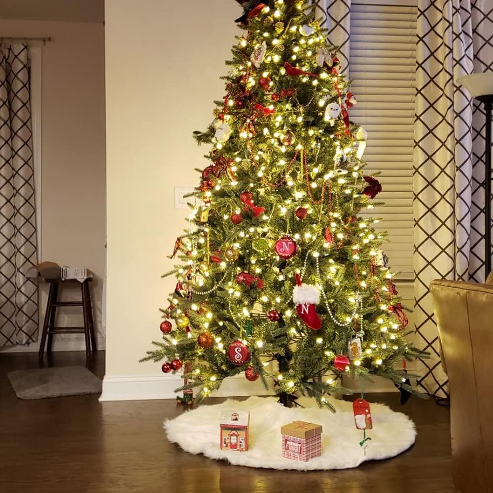 YEAHOME Christmas Tree Skirt, 48 Inch White Soft Faux Fur Tree Skirts Plush Christmas Decorations, White Ornaments Christmas Tree Skirts Xmas Decorations Indoor Holiday Party Decor YEAHOME