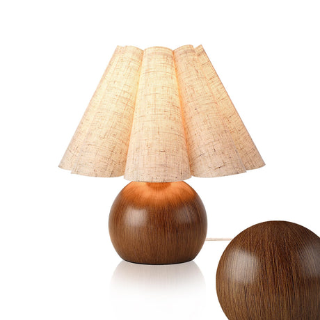 Small Farmhouse Cute Table Lamp for Bedroom, Wood Grain Vintage Table Lamps for Bedroom Nightstand, Cute Mini Bedside Table Lamps for Small Spaces with Scalloped Shade for Bedroom, Living Room Ziqqeelam