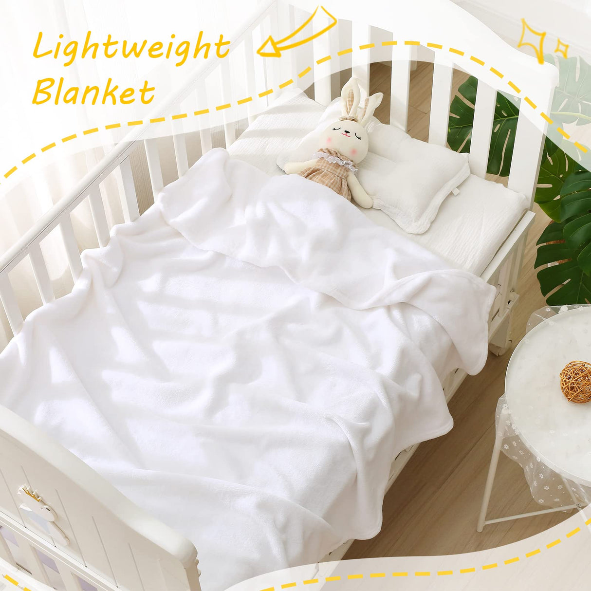 Exclusivo Mezcla Fleece Throw Blanket for Couch, Super Soft and Warm Blankets, White Throw All Season Use, Cozy, Plush, Lightweight, 40x50 Inches Exclusivo Mezcla