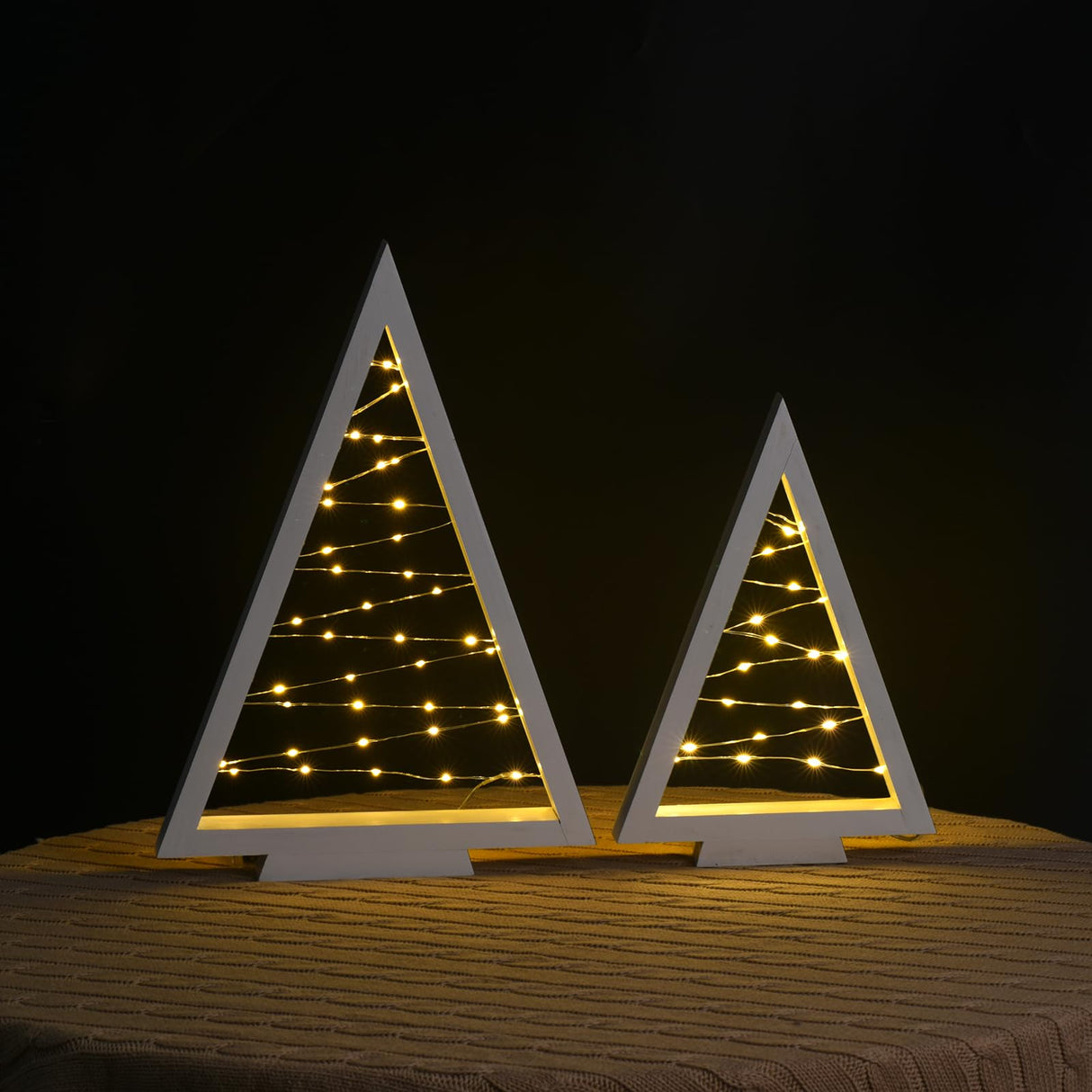 Lighted Christmas Tabletop Decorations, 2Pcs LED Lights Wooden Christmas Tree Table Decor Battery Operated Wood Craft Light Up Ornament for Holiday Winter Party Desk Home Mantel Display Xmas (White) IDATOO