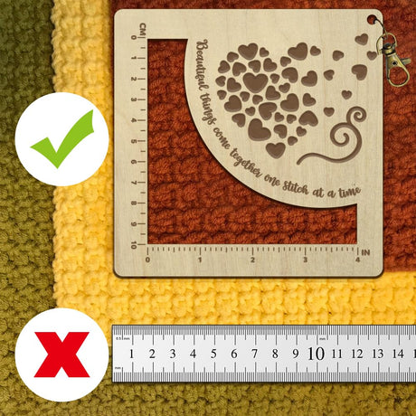 arricraft Wooden Knitting Needle Gauge, Pooled Love Pattern Spinning Control Card Cm and Inch Size Marked Hollow Crochet Ruler with Hole for Crochet Accessories arricraft