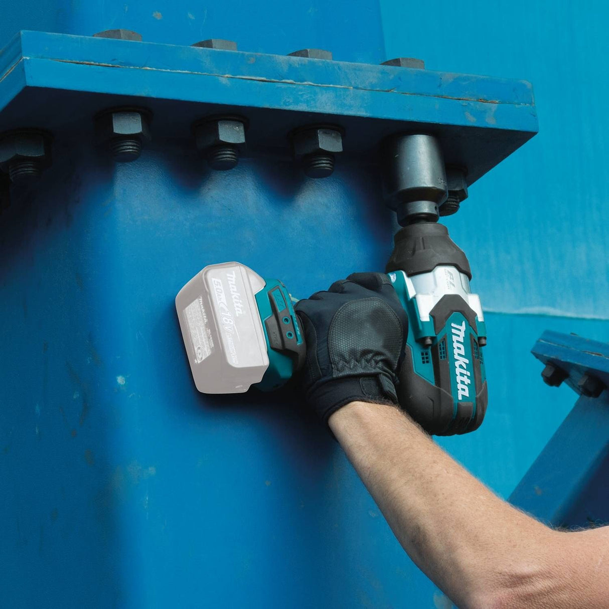 Makita XWT08Z 18V LXT® Lithium-Ion Brushless Cordless High-Torque 1/2" Sq. Drive Impact Wrench, Tool Only Makita