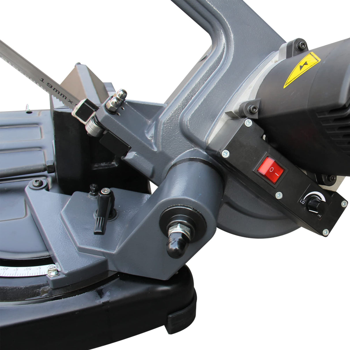 KAKA INDUSTRIAL BS-150 Portable Metal Cutting Bandsaw,5.9x5.5in Variable Speed Bandsaw,Angled Cut From 0-45 Degrees,Bench Band Saw 110V-60HZ-1PH KAKA INDUSTRIAL