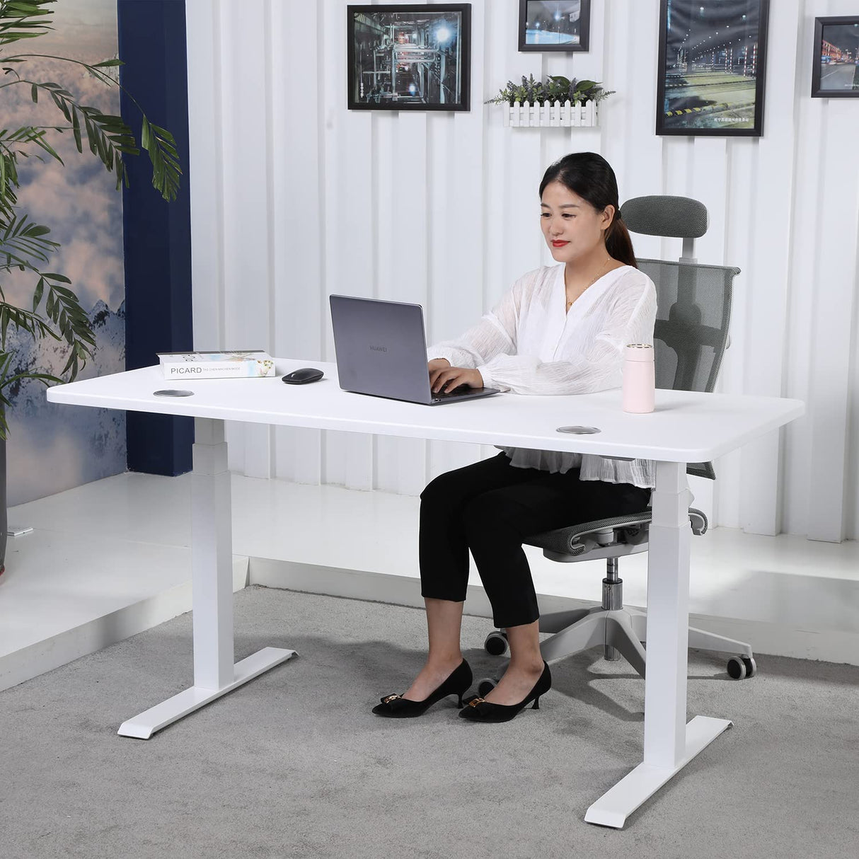 ApexDesk K Series 60" x 27" Electric Height Adjustable Standing Desk with LED Memory Controller (White) ApexDesk