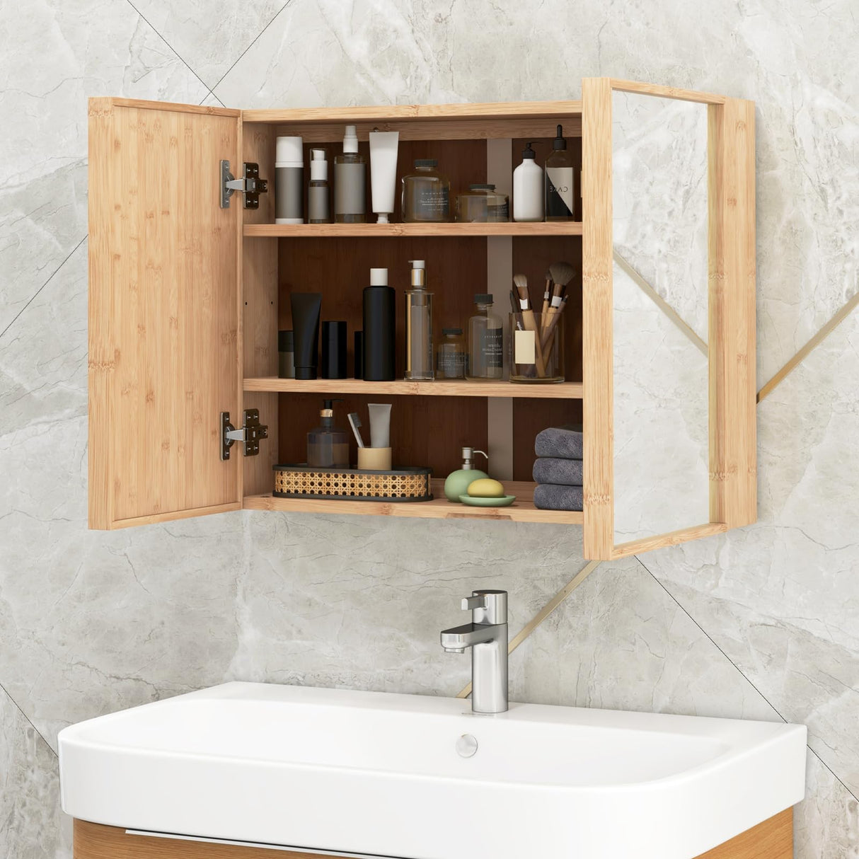 Giantex Medicine Cabinet, Bathroom Medicine Cabinet with Mirror, Reversible Double Door, 2 Adjustable Shelves, Bamboo Vanity Mirror Cabinet for Entryway, Living Room, Bathroom Wall Cabinet, Natural Giantex