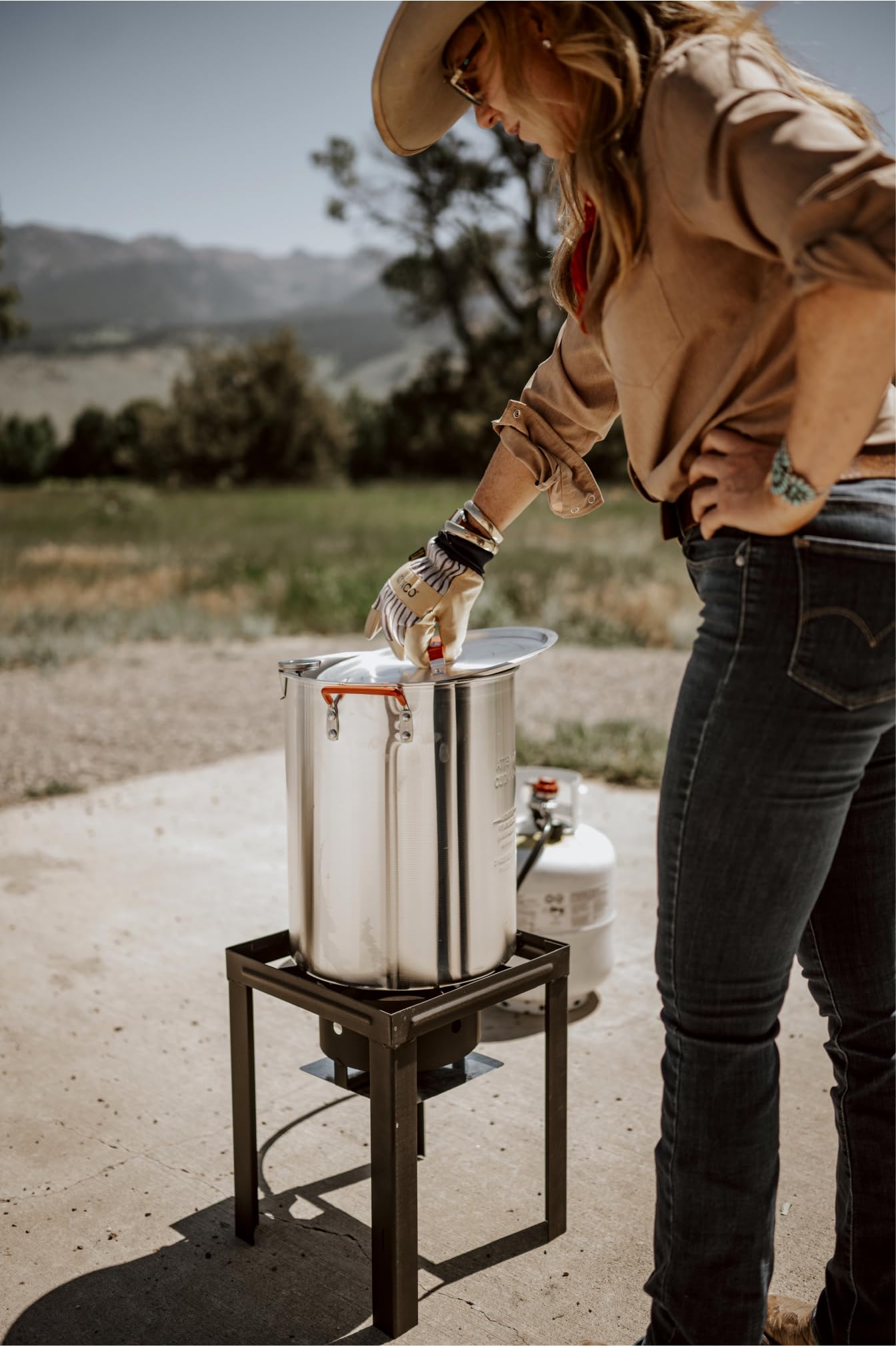 GasOne 30QT Turkey Fryer and 10QT Fish Fryer Set, Seafood Boil Steamer, Crawfish Boiler, Outdoor Cooker for Crab, Shrimp, Lobster, Complete Black Fryer Kit for Holiday and Seasonal Cooking