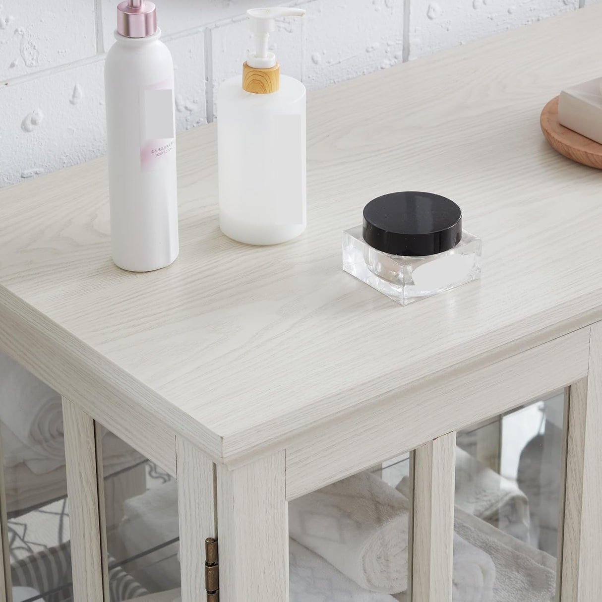 CKEASEAN 32" H LED Antique Curio Cabinet with Smartphone-Controlled, Lighted Glass Display Cabinet - Retro Lattice Door Showcase, Elegant Adjustable Shelves for Living Room (White) CKEASEAN