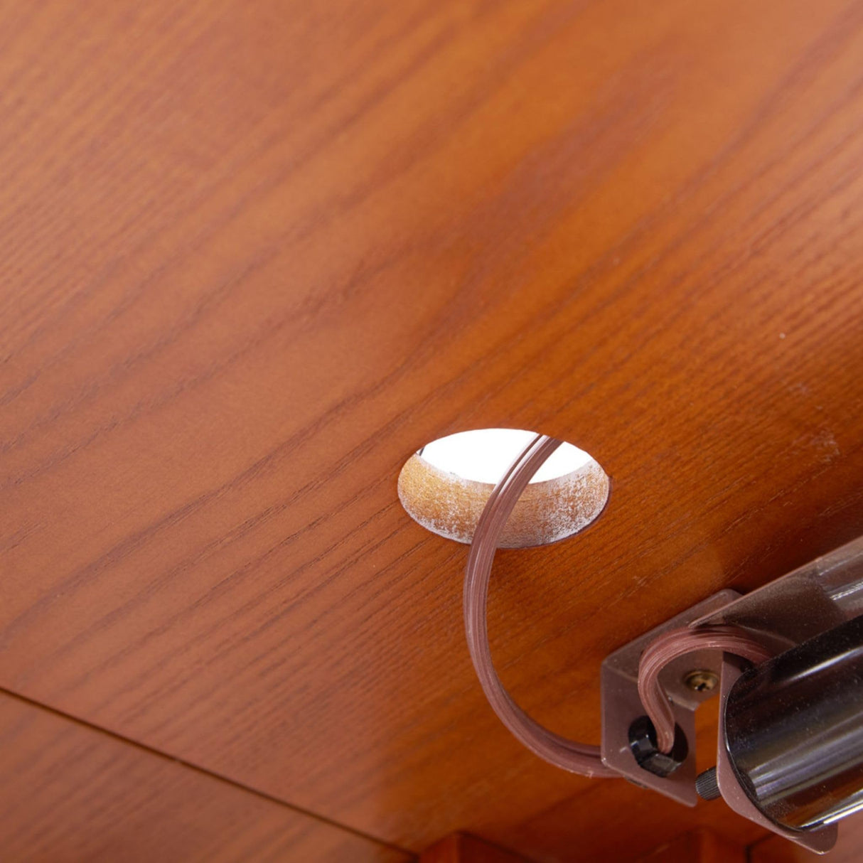 Eyisean Lighted Corner Display Curio Cabinet, 70.5" Tall Wooden China Cabinet with Tempered Glass Doors, Bar and Liquor Storage Area with 5 Shelves, Rack for Living Room (Oak) Eyisean