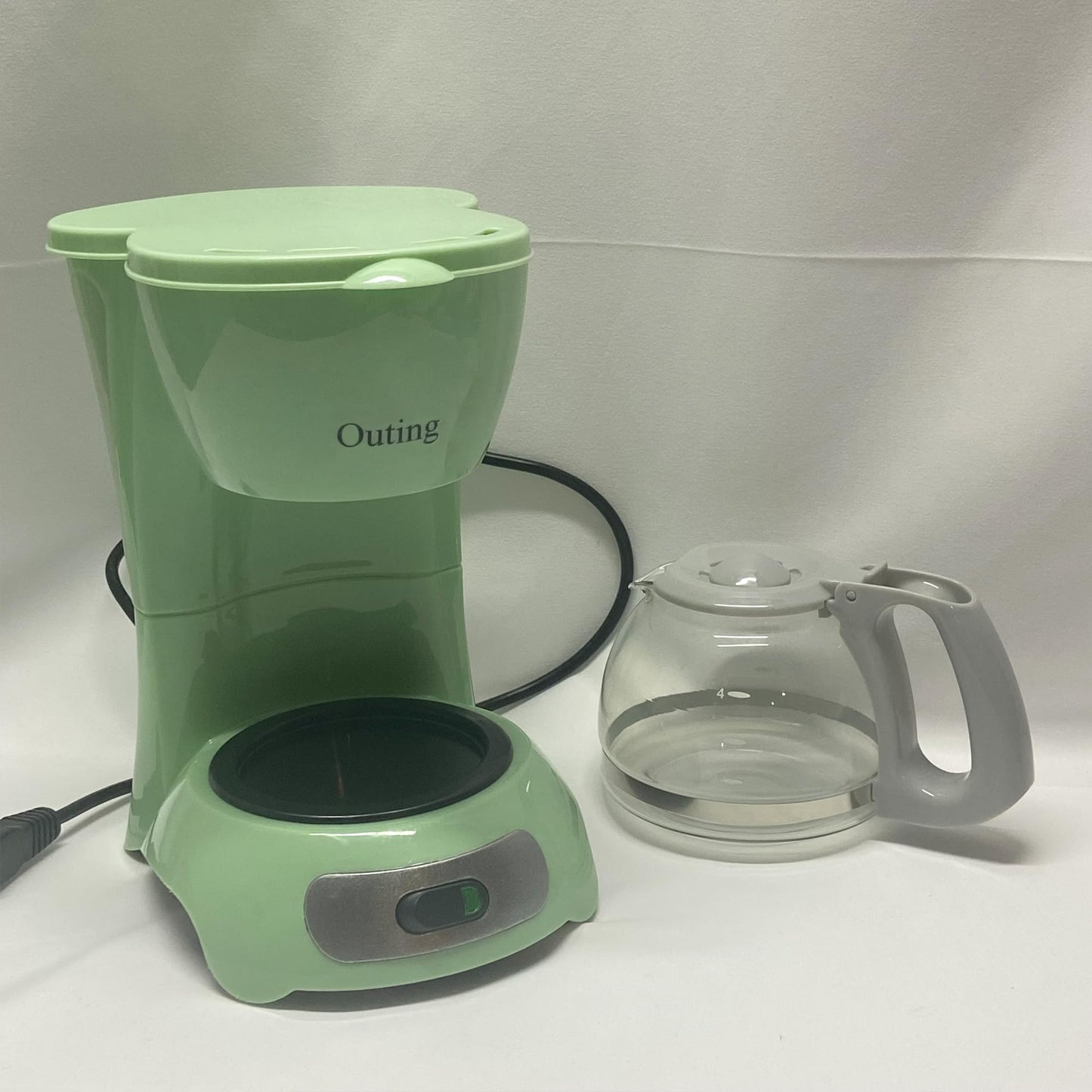 Outing Electric Coffee Machine,Coffee Maker,Drip Coffee Machine with Glass Carafe, Keep Warm.