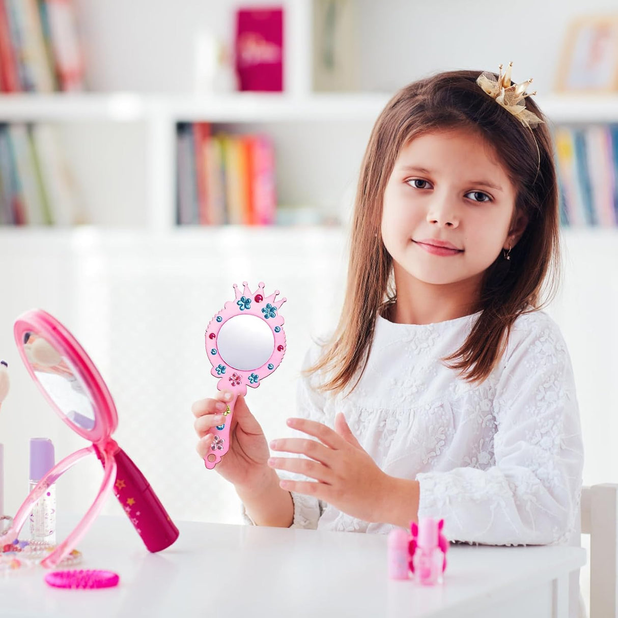 Coloch 12 Pack Wood Mirror Crafts for Kids, DIY Mini Wooden Princess Mirror Unfinished Handheld Mirrors with 2 Painting Brushes and 3 Stickers for Handmade Craft, Birthday, Gift Coloch