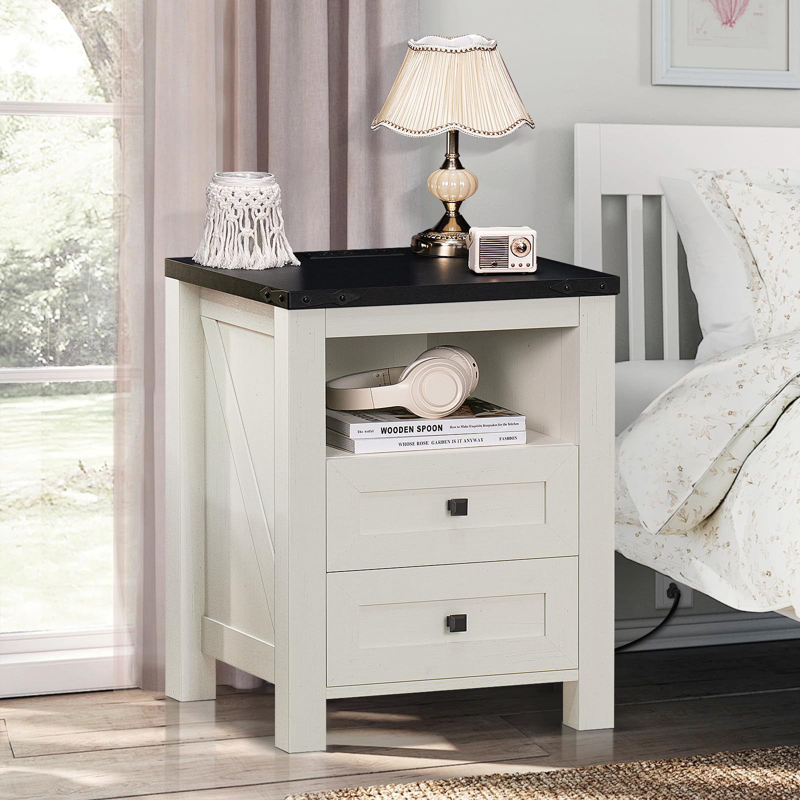 大型商品》TRESTLES NIGHT STAND トラッセルナイトスタンド（収納家具