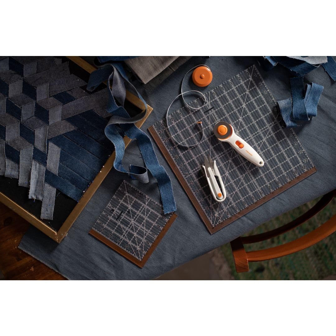 Fiskars Crafts Essentials 5-Piece Set - 45mm Blade Rotary Cutter for Fabric, Self Healing Cutting Mat, and Sewing Ruler - Craft Supplies - White/Gray Fiskars