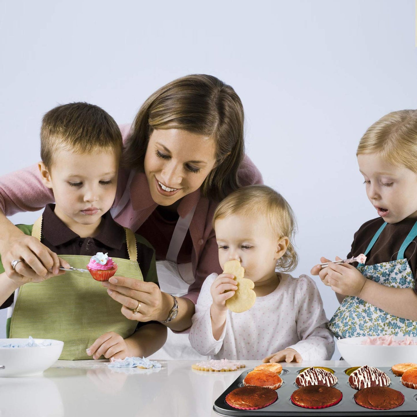 Muffin Pan, 12 Cupcake Pan, 2 Sets of Nonstick Brownie Bakeware Muffin Tin, Cupcake Tray, Baking Pan for Kitchen Oven, Black 13.9 x 10.5 x 1.2 inches