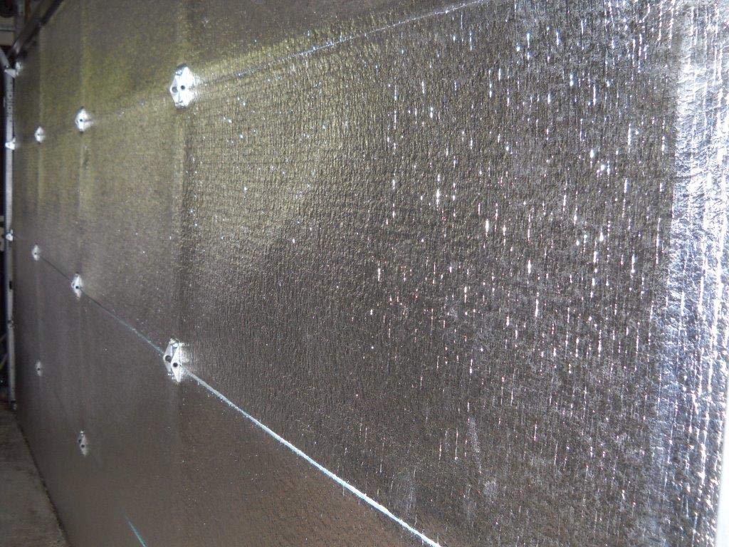 USA ENERGY PRODUCTS 2 Car Reflective Foam Core FOIL (Non Fiberglass) 18x7 18x8 Double 2 Car Garage Door Insulation (R Value 8.5) Fits 16x7 16x8 17x7 17x8 18x7 18x8 Garage Doors) US Energy Products