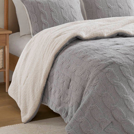 3 Pieces Full/Queen Cable Knit Chenille Comforter Set Gray HouseOfZazla