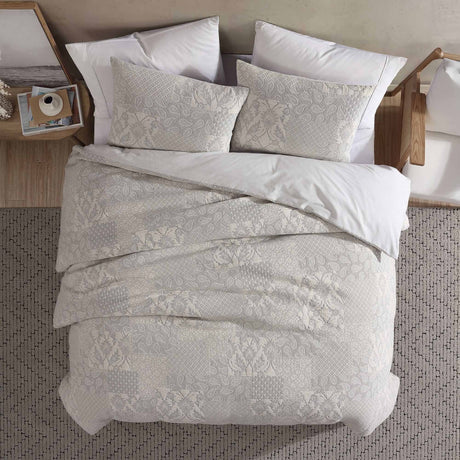 Paisley 3 Piece Ivory Cotton Matelassé Comforter Set HouseOfZazla