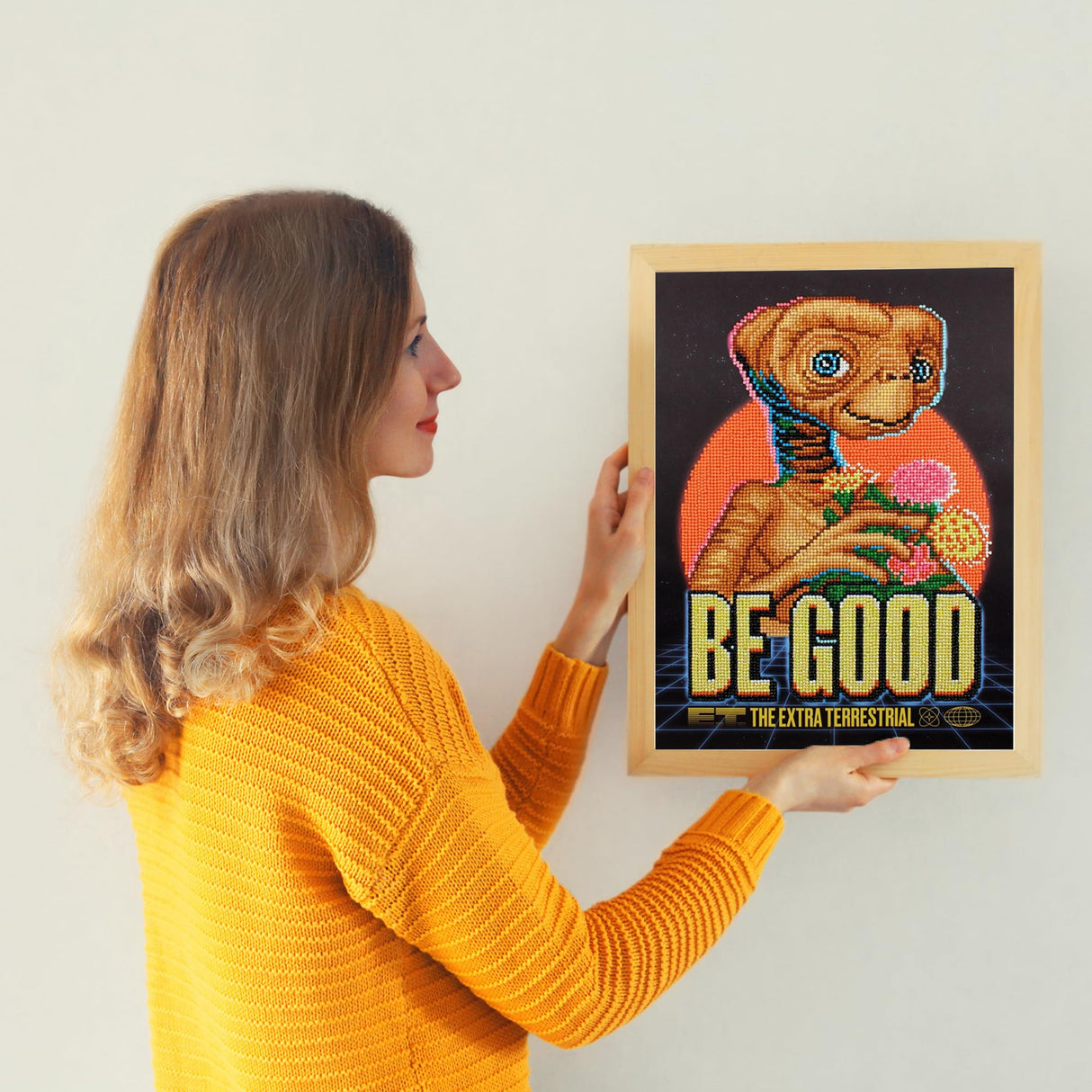 DIAMOND DOTZ Kit - E.T. Be Good - Diamond Painting Kit for Adults - Diamond Art Painting of E.T. the Extra-Terrestrial - Movie Diamond Painting Camelot Fabrics