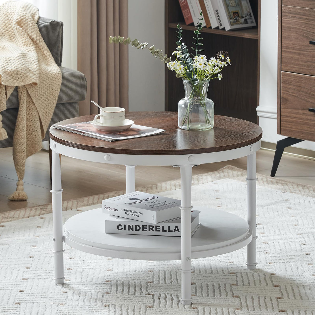 VINGLI 25.6" Rustic Oak White Round Farmhouse Coffee Table, 2-Tier Storage Wood Center Circle Accent Table for Living Room, Bedroom, Apartment, Studio and Small Spaces, Sturdy Metal Frame VINGLI