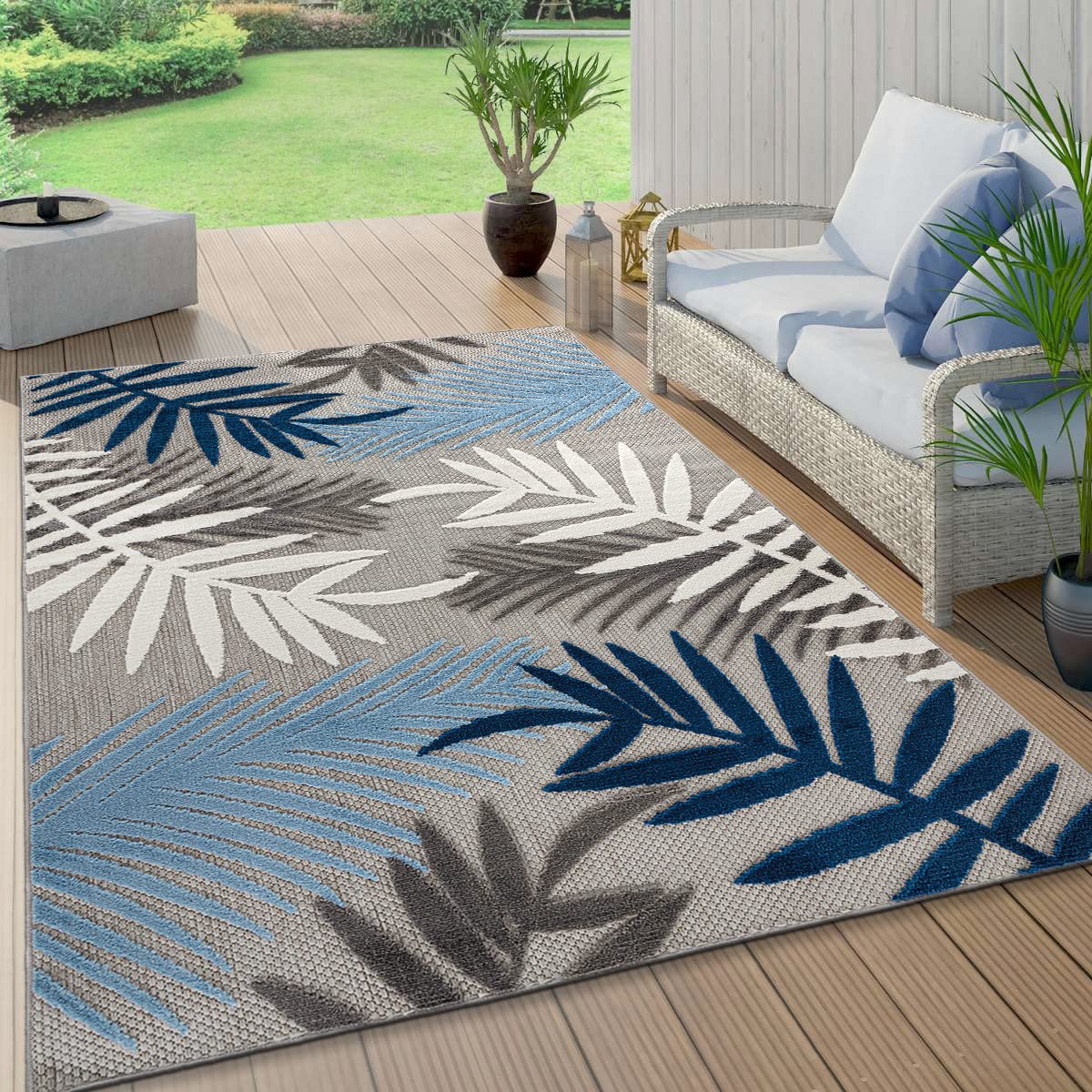Rugshop Blue Palm Frond Indoor/Outdoor Area Rug Non-Shedding Easy Cleaning for Patio, Deck and Living Room, 5' x 7' Rugshop