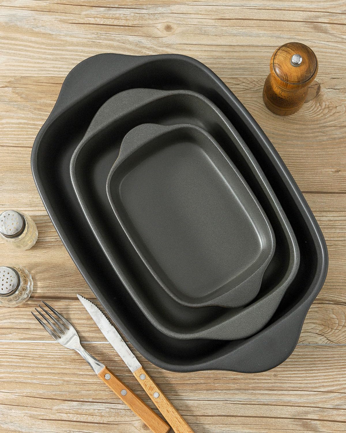 Tikooere Casserole Dishes for Oven, Stoneware Baking Dishes Set of 3, Ceramic Baking Pan, Deep Rectangular Lasagna Pan, Farmhouse Bakeware Sets for Christmas Gift, (14.9"/12"/8.8"), Matte Black Tikooere