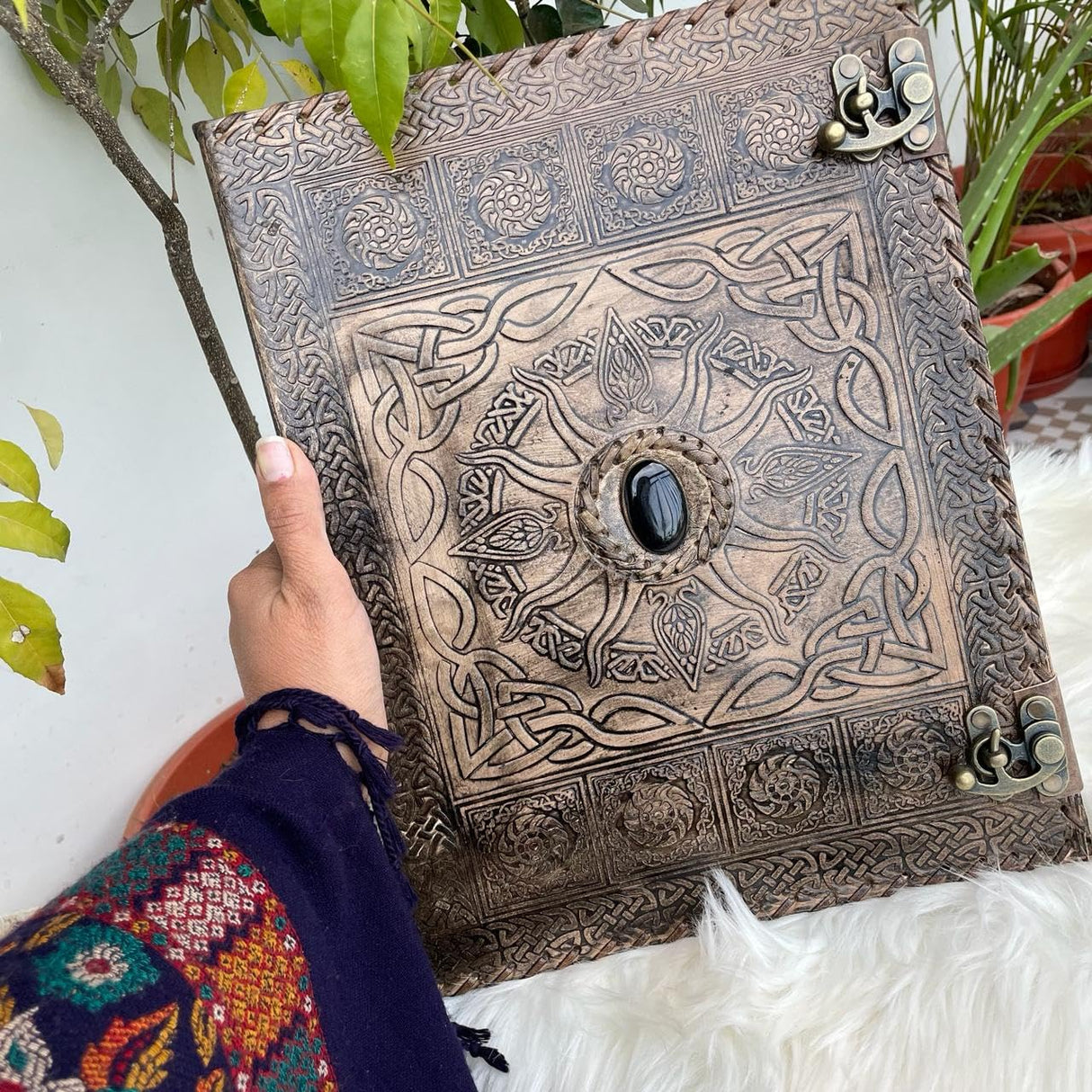 handborncraft Personalized Binder Leather Binder, Custom Binder, Leather 3-Ring Binder, Leather Portfolio Men, Wedding Planner, Sun with Stone Leather Binder, Office Gifts, Corporate Gift handborncraft