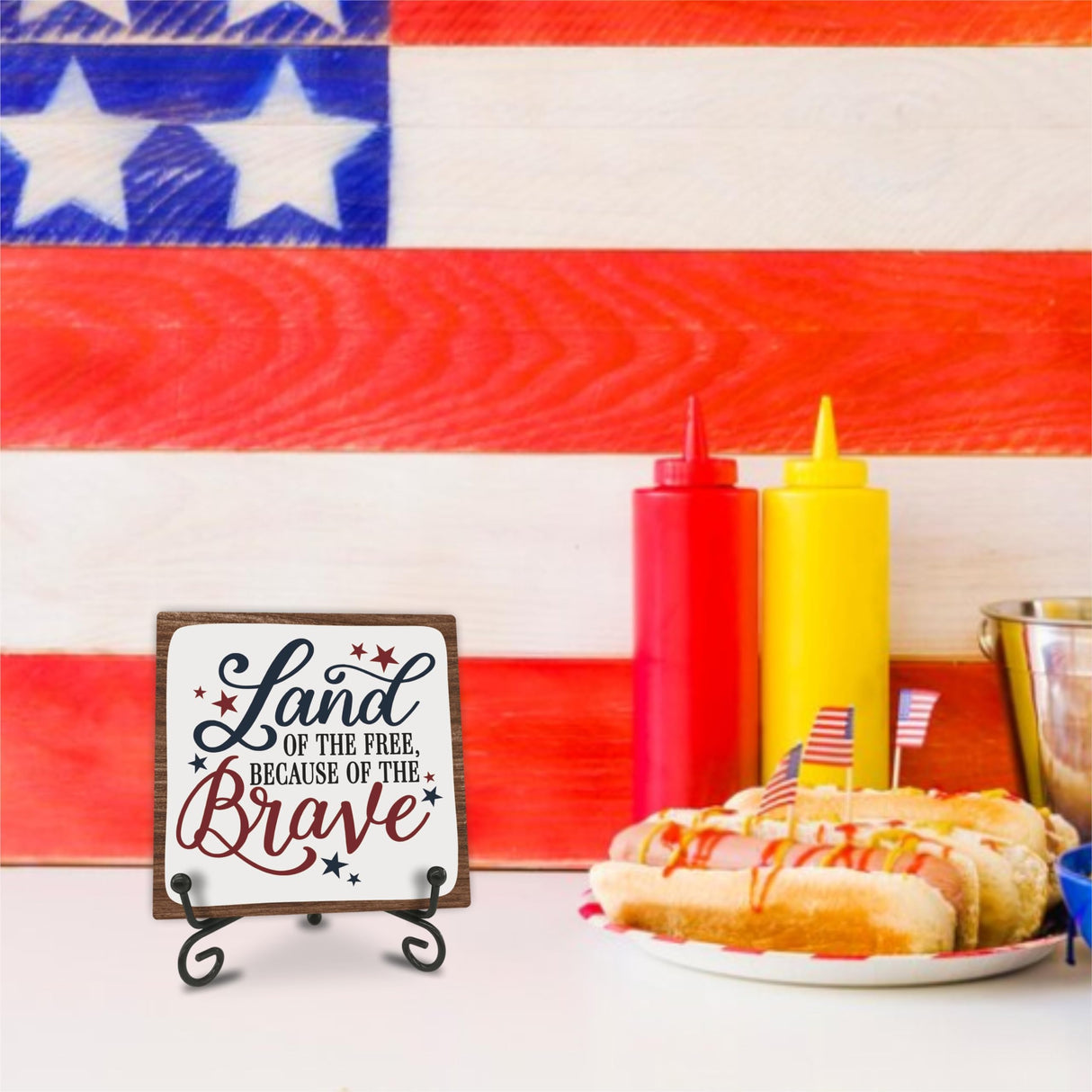 July 4th Wooden Plaque With Iron Stand - Free & Brave - 4"X4" Wood Sign For Memorial Day, America Patriotic Tabletop Signs, Shelf, Desk Decorations, Party Supplies - 07 Ketsord