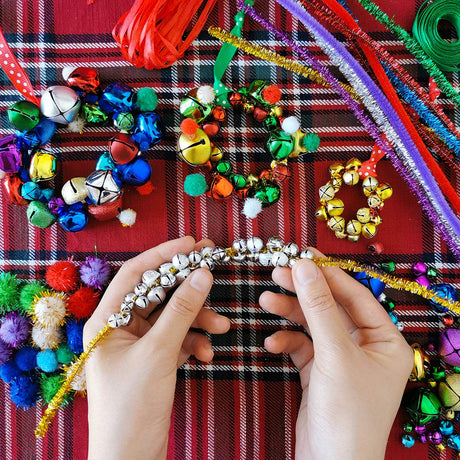 Winlyn 475 Set Christmas Jingle Bell Wreath Christmas Tree Ornaments Craft Kit Jingle Bell Metallic Chenille Stems Glitter Pom-Poms Ribbon Assortment for Kids Holiday Xmas Bracelets Necklaces Artwork Winlyn