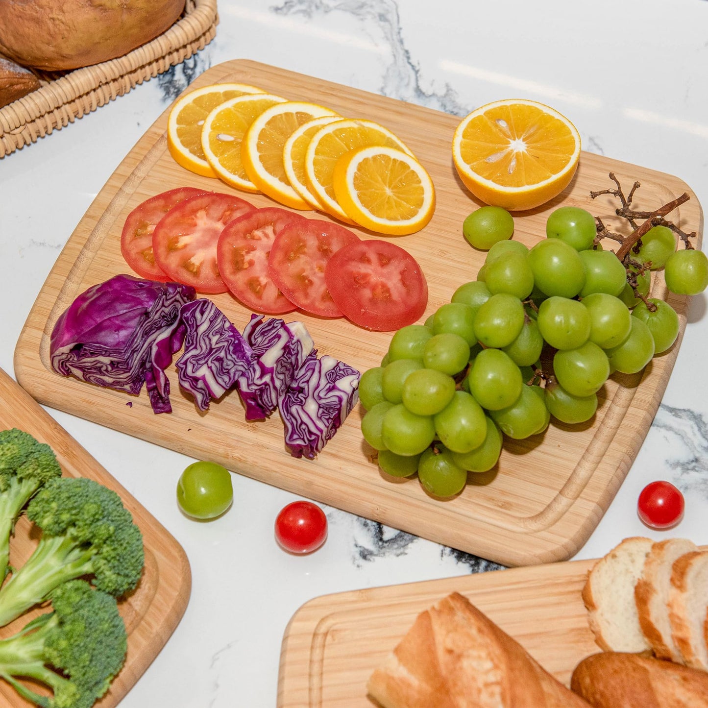 Baoee Cutting Boards for Kitchen-Made of Organic Bamboo Cutting Board Set of 3,Wood Cutting Boards with Deep Juice Grooves,Charcuterie Boards,Butcher Block Cutting Board,Easy Grip Handle