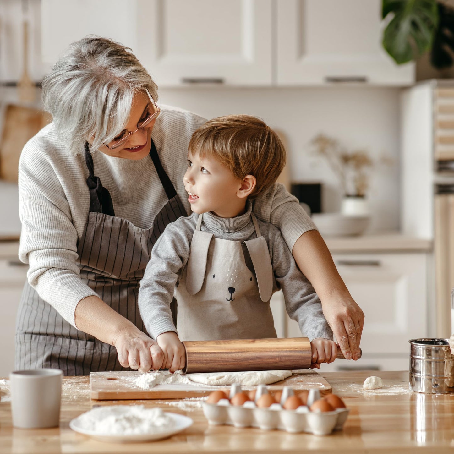 KITEISCAT Acacia Wooden Rolling Pin for Baking - Non-Stick Dough Roller with Handles- 17 Inches Long Baking Rolling Pin for Pizza, Fondant, Crust, Cookie & More- Classic Pastry Rolling Pin