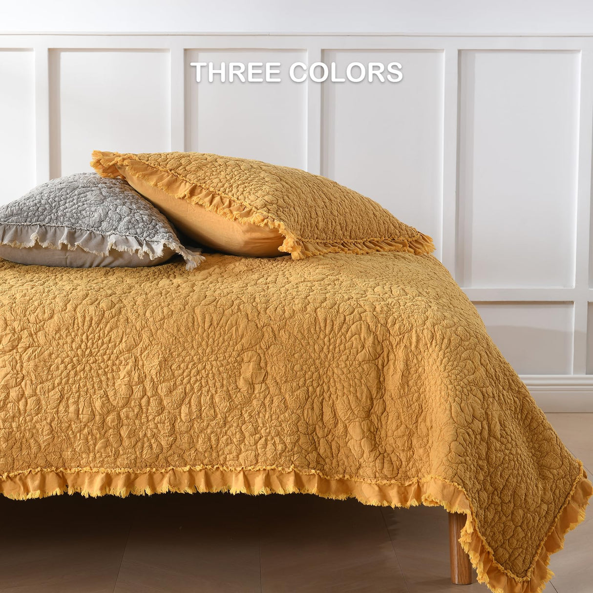 HORIMOTE HOME Beige Ruffled Quilt Queen Size, Stone-Washed Microfiber Lightweight Crinkled Farmhouse Rustic Shabby Chic Bedding Set, 3 Pieces Reversible Bedspread with Pillow Shams for All Season HORIMOTE HOME