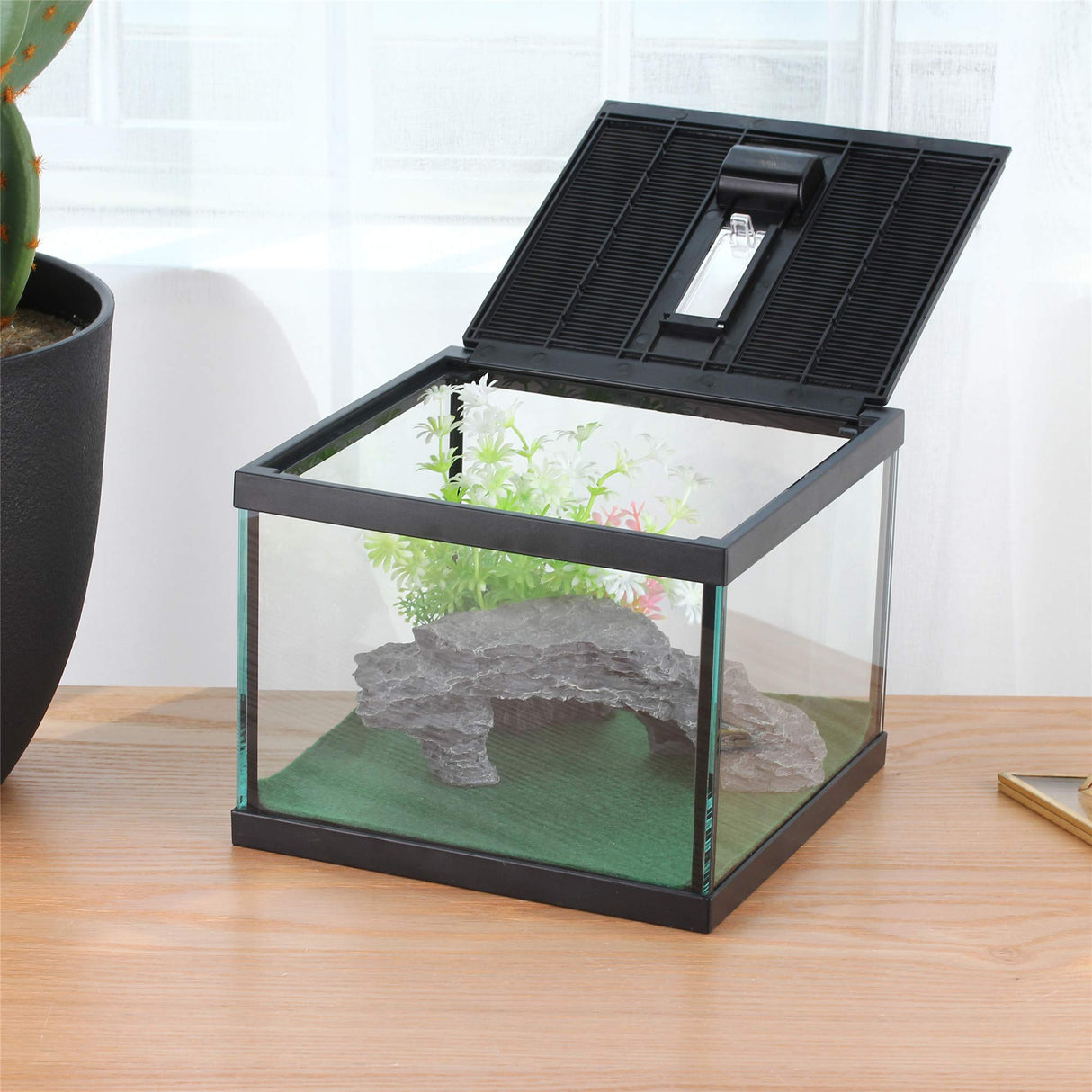 crapelles Glass Tank Spider Box Kit for Tarantula Feeder Insects Beetle Amphibians Terrarium Small pet,Washable mat,Resin Rock Shape Hideout, Artificial Flower crapelles