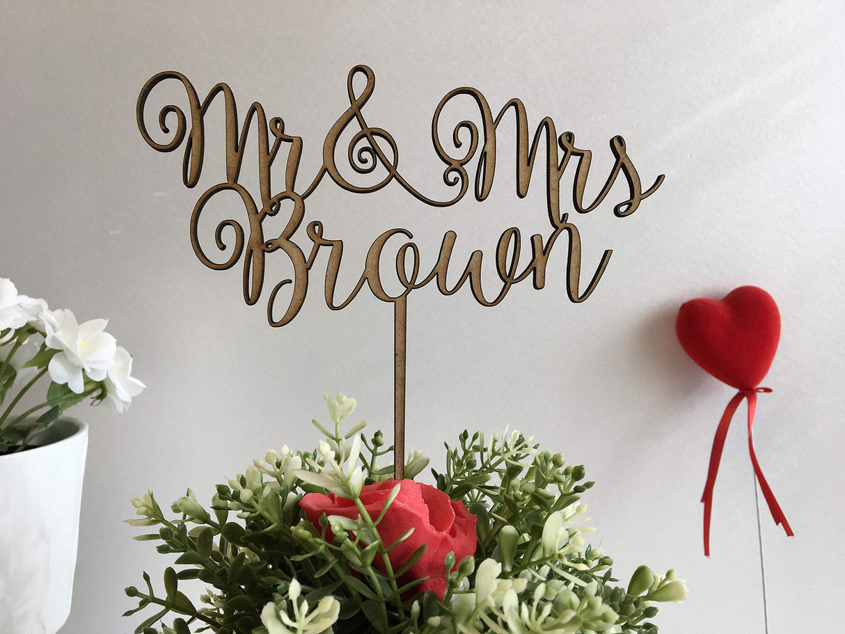 Mr and Mrs Wedding Cake Topper, Custom Rustic Decoration, Personalized Calligraphy Wooden Cupcake with Your Last Name, Customized Topper, Bride & FranJohnsonHouse