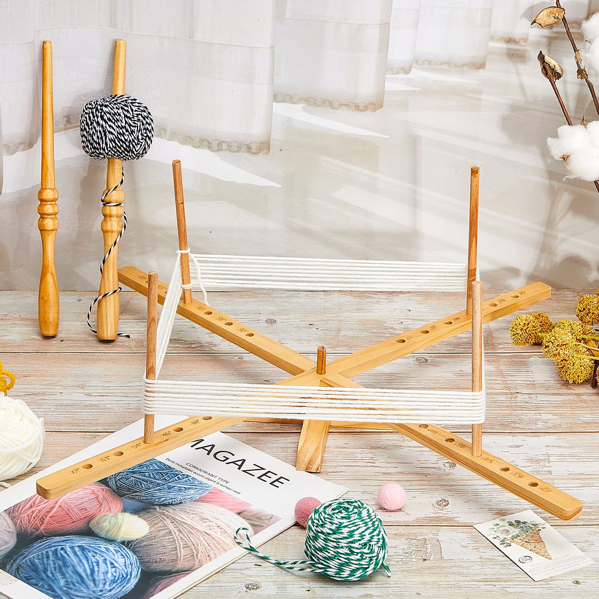 Juexica Amish Style Wooden Yarn Swift - 2 Pcs Ball Yarn Spindle Holder for Arts & Crafts Knitting Accessories Juexica