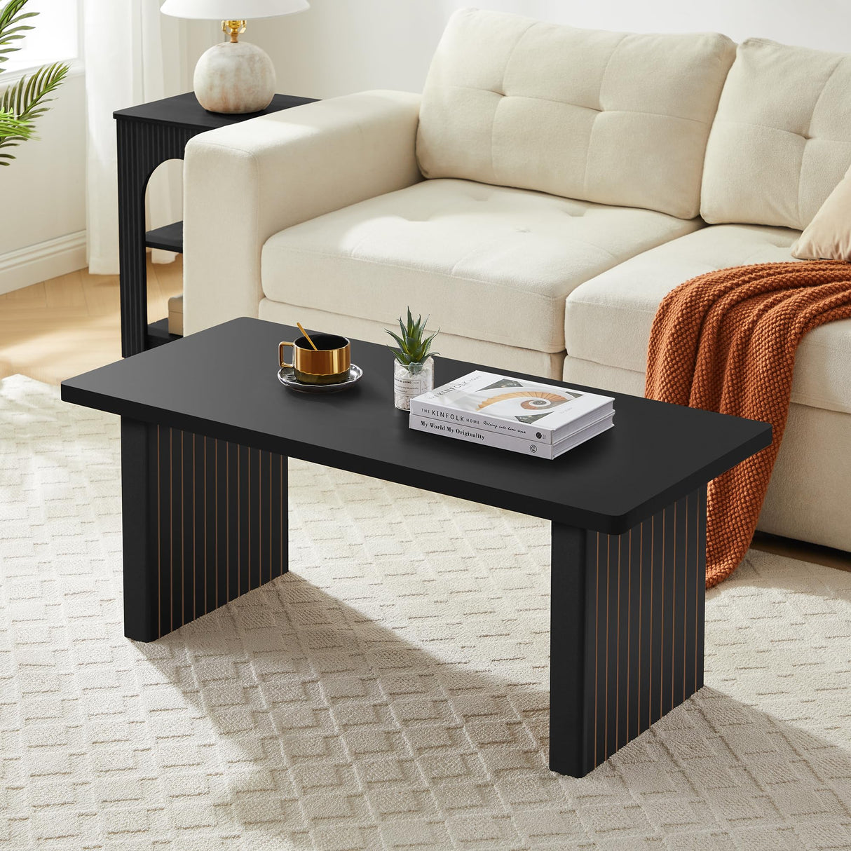 AVZEAR 43Inch Fluted Wooden Coffee Table for Living Room, Mid Century Modern Coffee Table with Sturdy Fluted Legs & Rounded Corner, Curved Rectangle Center Table for Home, Office, Cafe, Black AVZEAR