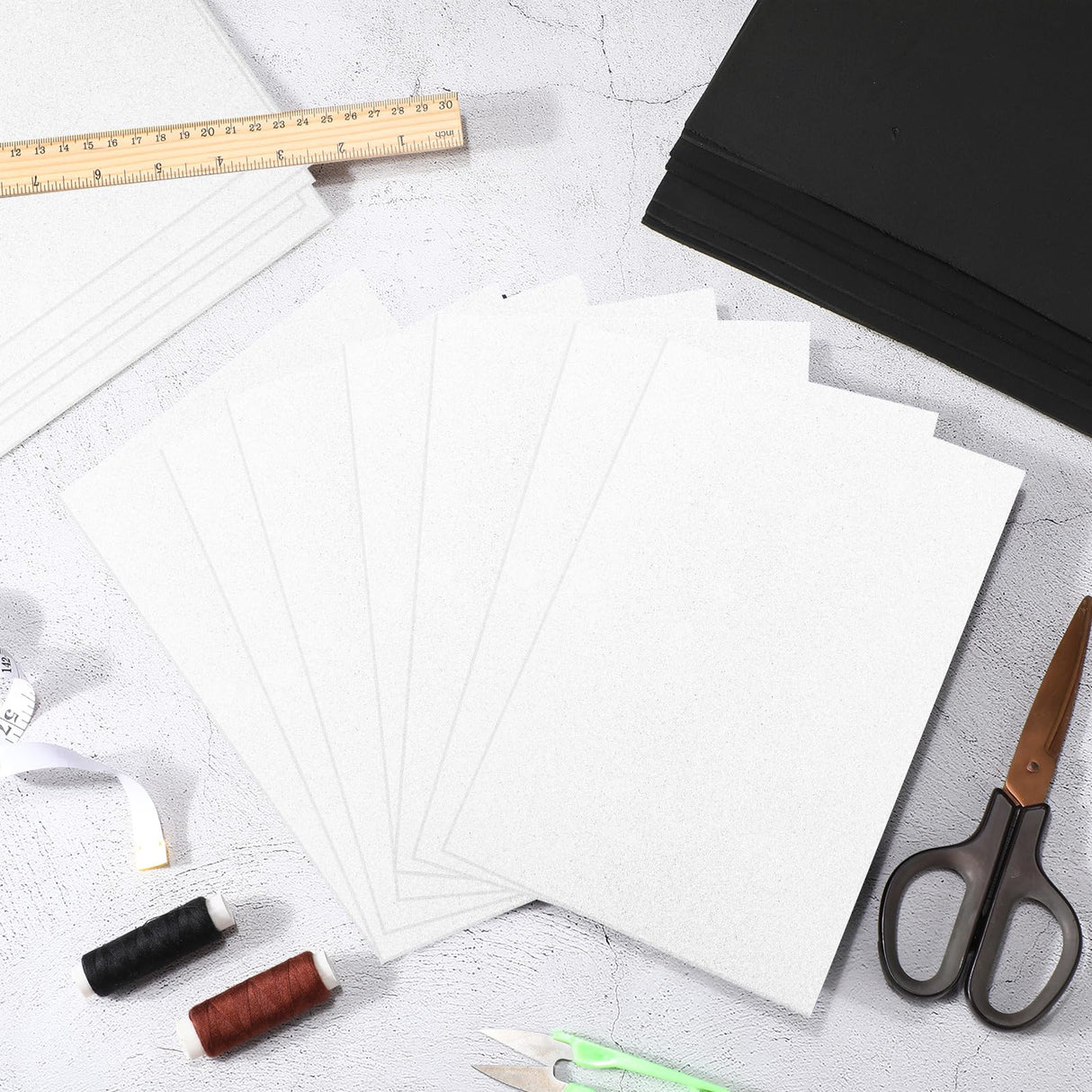 Innconee 20 Pcs 3mm Embroidery Foam EVA Foam Sheets for 3D Embroidery Arts and Crafts, DIY Projects, Hand Sewing, Quilting, Hats, Cosplay Costumes, Pillows(White, Black,6 x 9 Inch) Innconee