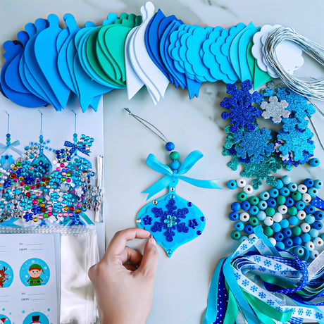 Winlyn 24 Sets Christmas Craft Kits Winter Crafts DIY Snowflake Baubles Ornaments Decorations Snowflake Foam Stickers Christmas Arts and Crafts for Kids Holiday Classroom Art Activities Party Favors Winlyn
