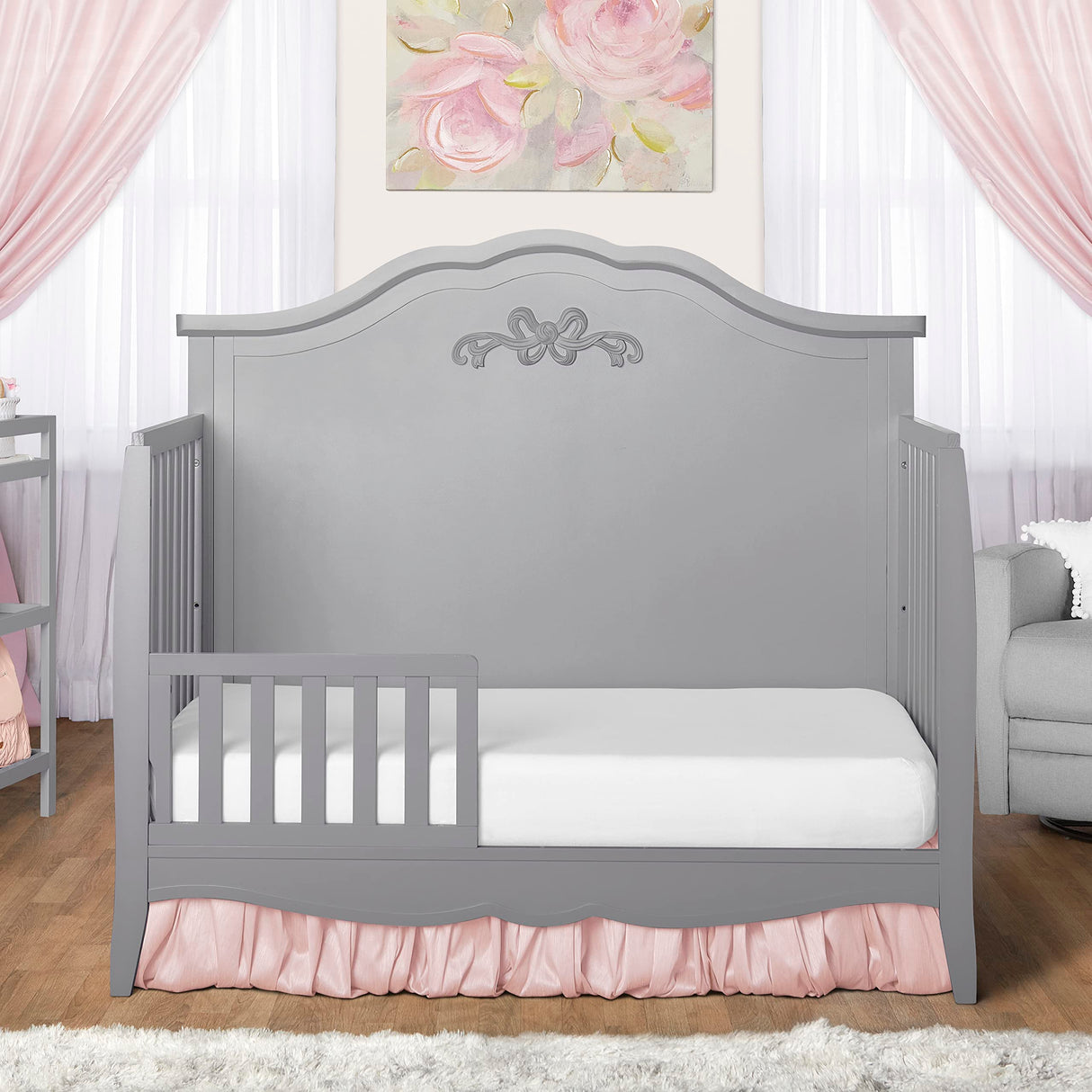 SweetPea Baby Jasmine 4-in-1 Convertible Crib Dream On Me