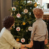 FUMILE Unfinished Natural Wood Slices 5.1-5.5 Inch, 10 PCS Round Wooden Discs with Tree Bark, Wood Slices for Centerpieces for Handmade Crafts, Wood Circles for Rustic Wedding Decoration FUMILE