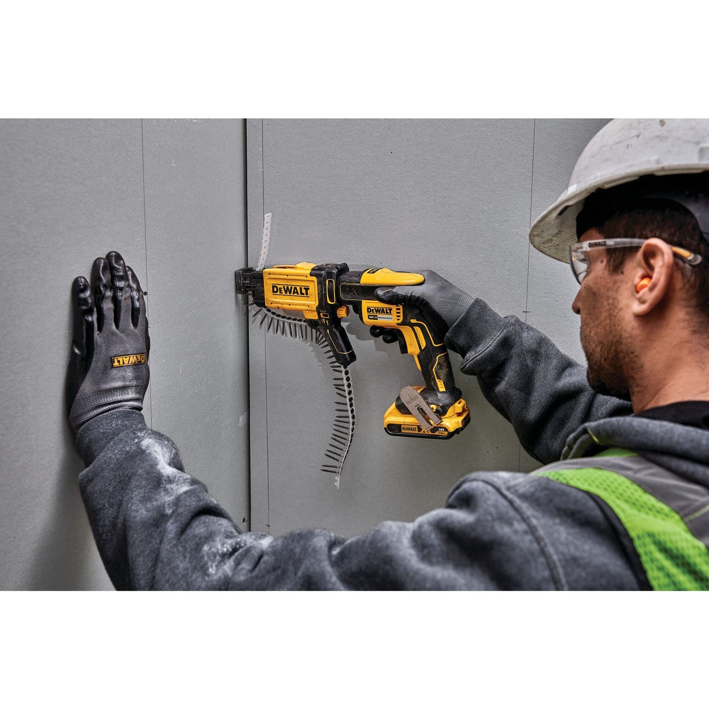 DEWALT Drywall Screw Gun Collated Attachment (DCF6202) - WoodArtSupply