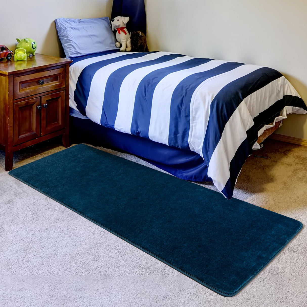 Przemy Washable Runner Rug for Bedroom Living Room, 2x6 Feet Navy Blue Memory Foam Hallway Rugs, Super Soft Modern Indoor Carpet for Bedside Kids Room Boys Girls Dorm Nursery Decor Mat Przemy