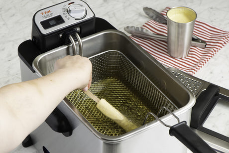 Deep Fryer with Automatic Oil Filter (FR800051) - Stainless Steel, 3.5 L T-Fal