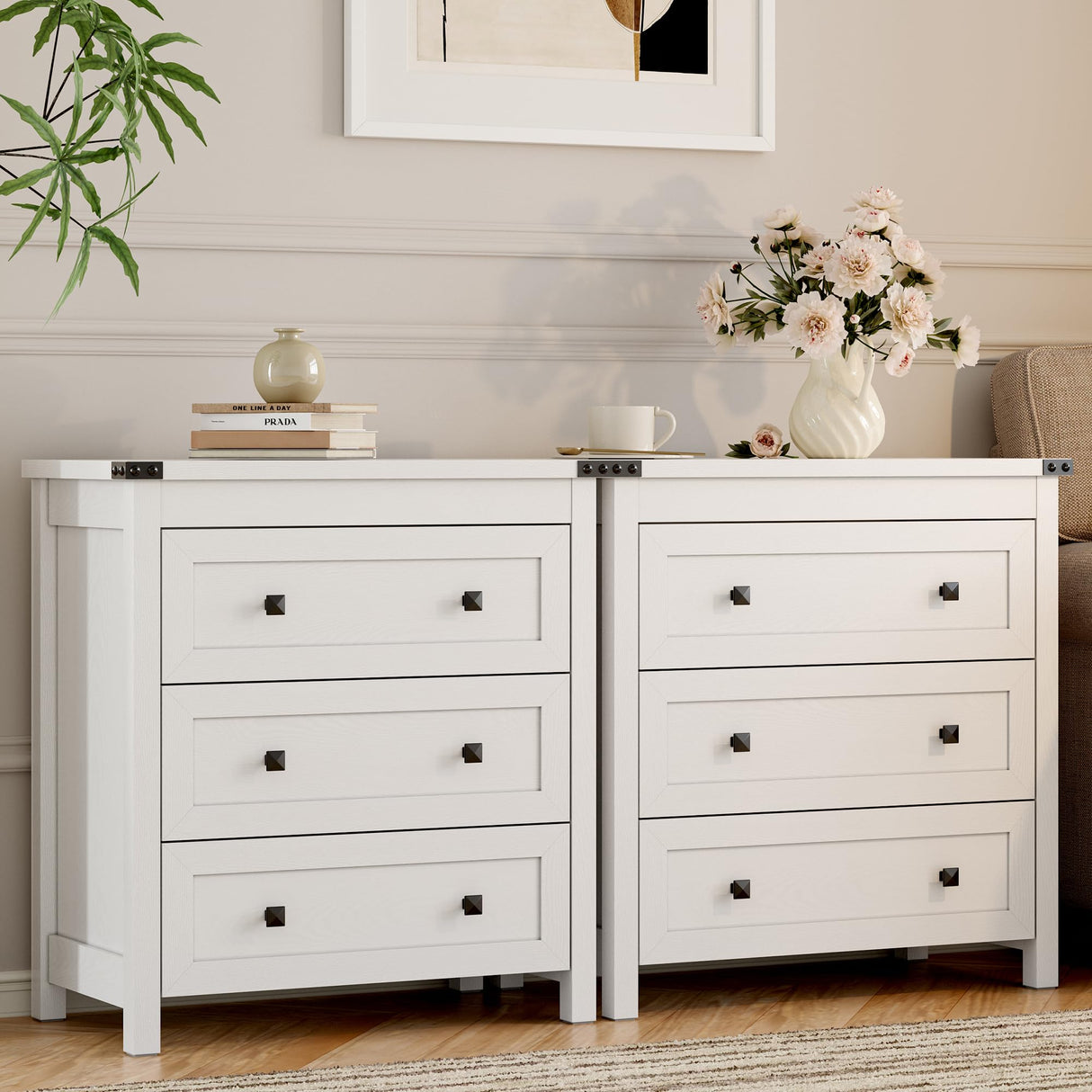 Dresser for Bedroom with 3 Drawers, Small Chests of Drawers, 27.55" Wide Farmhouse Wood Nightstand Bedside Cabinet End Table, Modern Closet Storage Organizer for Living Room, Entryway, Hallway, White Xixini