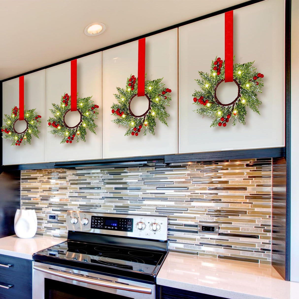 Xinnun 8 Pcs Christmas Kitchen Cabinet Wreaths with LED Lights and Red Ribbons 3.15 Inch Lighted Christmas Door Wreath Artificial Greenery Wreath with Red Berry Small Xmas Wreath for Wall Porch Window Xinnun