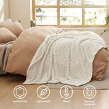 Bedsure Throw Blanket for Women - Super Soft Cozy Blankets for Women Gift, Cute Small Fleece Blanket for Girls, White, 50x60 Inches Bedsure